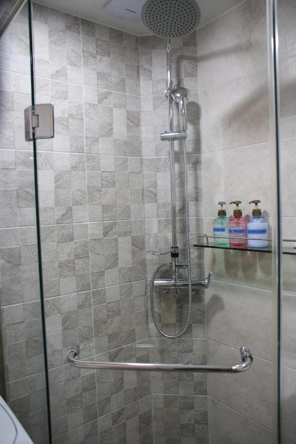 Hongdae Residence-2 1Min From Hongik Uni Station Exit #1 首爾 外观 照片