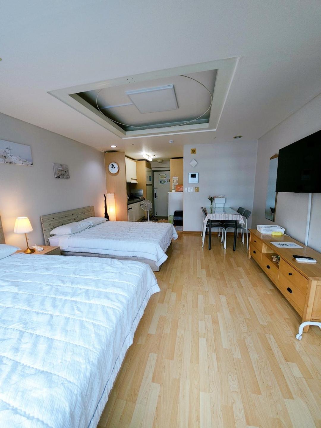 Hongdae Residence-2 1Min From Hongik Uni Station Exit #1 首爾 外观 照片