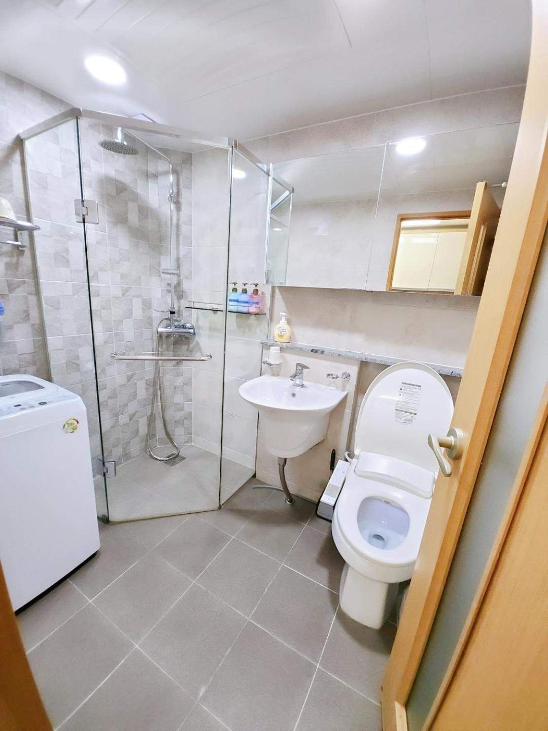 Hongdae Residence-2 1Min From Hongik Uni Station Exit #1 首爾 外观 照片